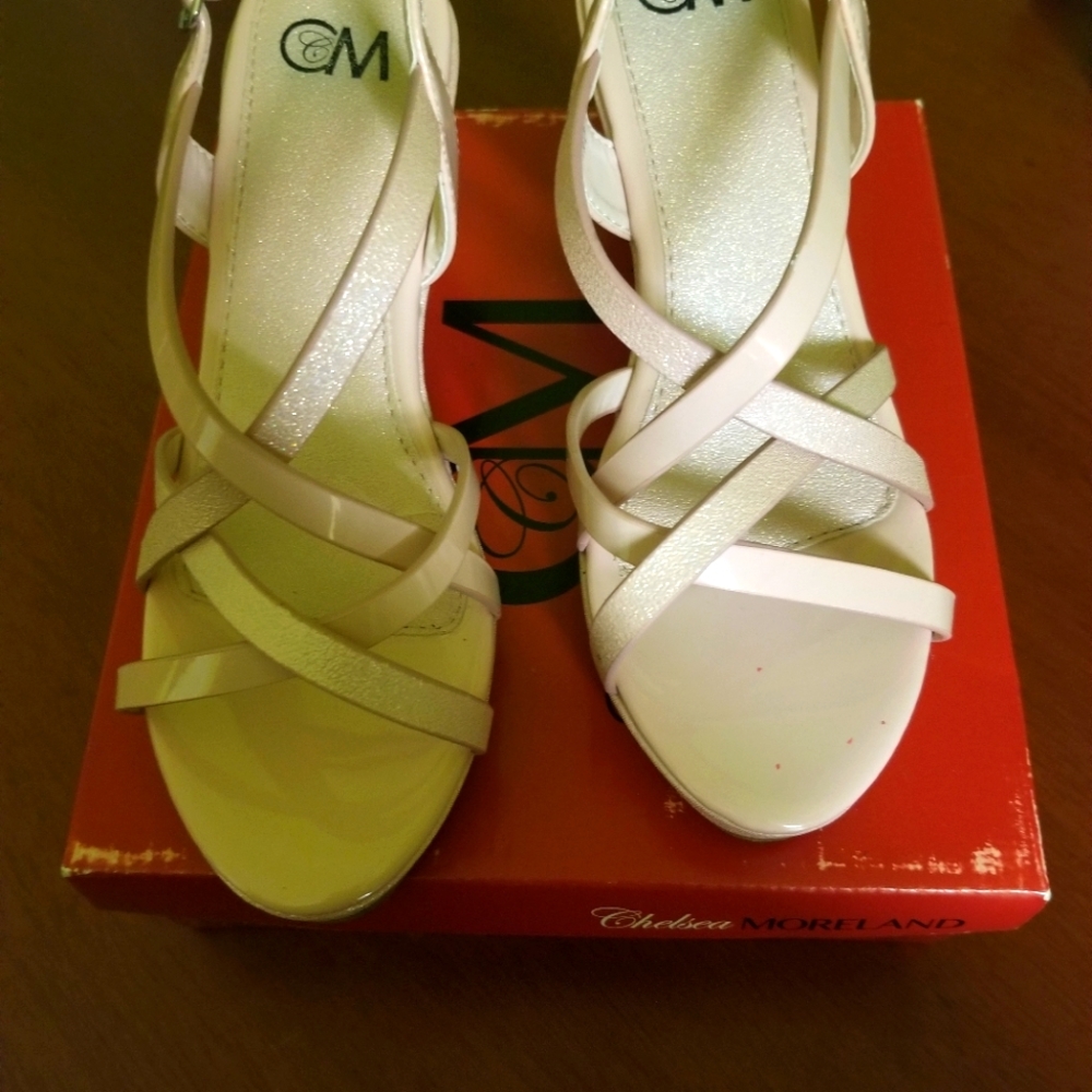 Girl Wedge Shoe